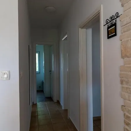 Masa Apartment